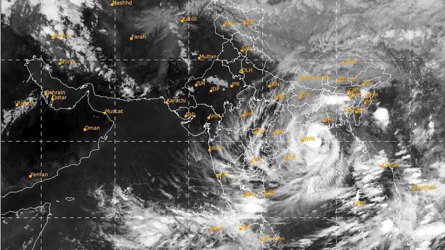 मानसून के केरल पहुंचने में हो सकती है देरी, 3 जून तक दस्तक देने का अनुमान: मौसम विभाग मानसून के केरल पहुंचने में हो सकती है देरी, 3 जून तक दस्तक देने का अनुमान: मौसम विभाग- India TV Hindi