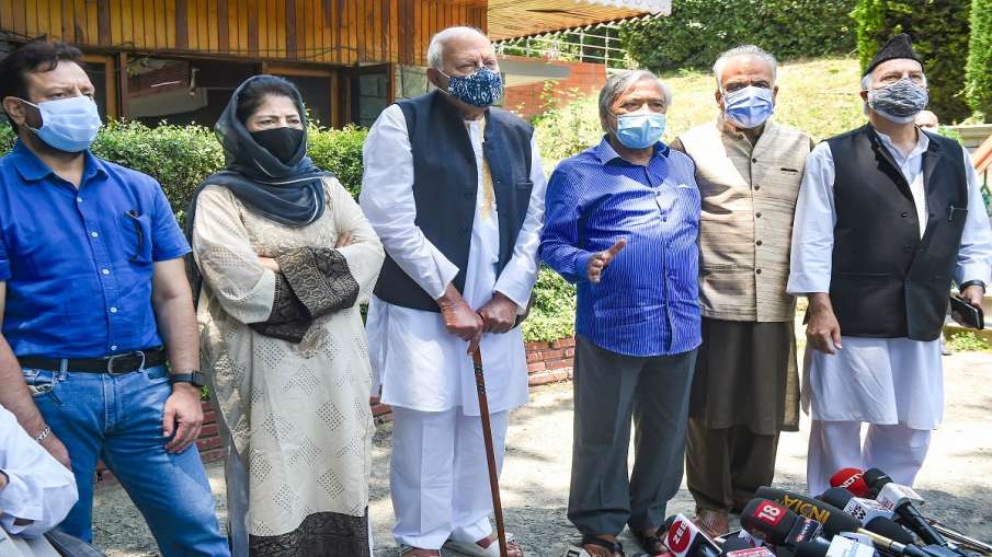 Most leaders invited for PM Modi’s Thursday meet on JK reach Delhi Most leaders invited for PM Modi’s Thursday meet on JK reach Delhi- India TV Hindi