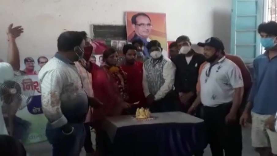 भाजपा की महिला नेता... भाजपा की महिला नेता...- India TV Hindi