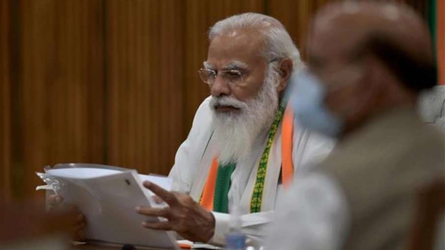 मोदी कैबिनेट का विस्तार होने वाला है? PM ने अमित शाह और राजनाथ सिंह सहित कई मंत्रियों के साथ की बैठक मोदी कैबिनेट का विस्तार होने वाला है? PM ने अमित शाह और राजनाथ सिंह सहित कई मंत्रियों के साथ की बैठक- India TV Hindi