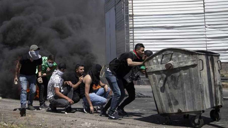 Palestinians Injured, Palestinian protesters, Palestinian protesters Israel Palestinians Injured, Palestinian protesters, Palestinian protesters Israel- India TV Hindi