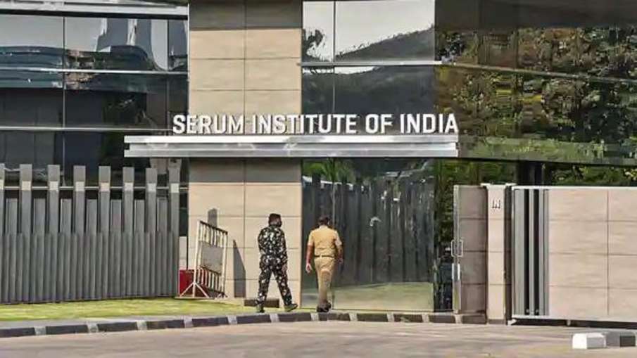 सीरम इंस्टीट्यूट ने कहा ‘नियम सबके लिए समान होना चाहिये’ उसे भी मिले क्षतिपूति सुरक्षा: सूत्र सीरम इंस्टीट्यूट ने कहा ‘नियम सबके लिए समान होना चाहिये’ उसे भी मिले क्षतिपूति सुरक्षा: सूत्र- India TV Paisa