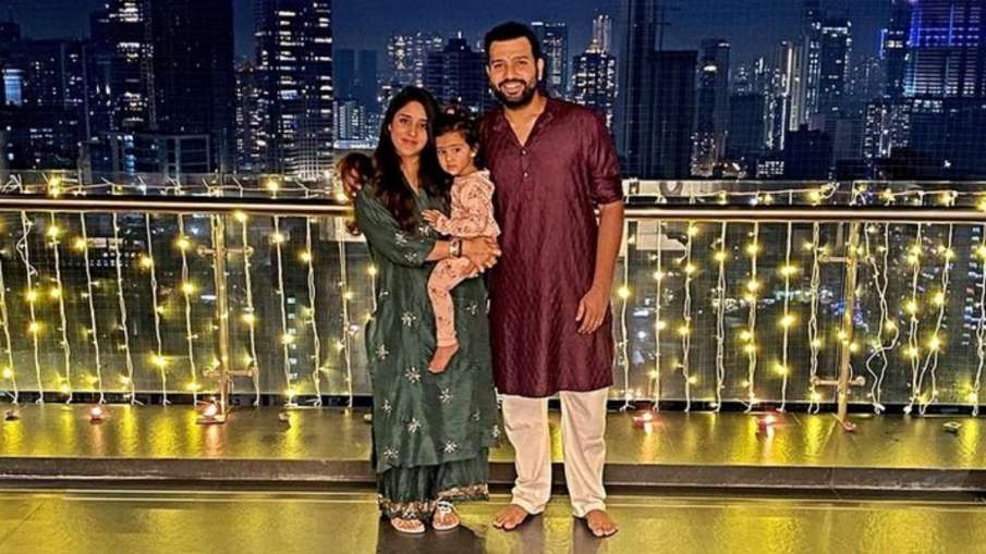 Rohit Sharma Shares Lovable Picture With Daughter... Rohit Sharma Shares Lovable Picture With Daughter...- India TV Hindi