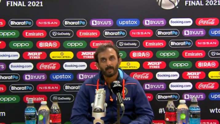 Vikram Rathor said that India will have to score at least that many runs in the first innings IND vs Vikram Rathor said that India will have to score at least that many runs in the first innings IND vs- India TV Hindi