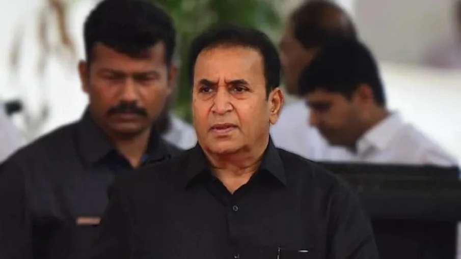 महाराष्ट्र के पूर्व मुख्यमंत्री अनिल देशमुख के खिलाफ प्रवर्तन निदेशालय (ED) ने बड़ी कार्रवाई की महाराष्ट्र के पूर्व मुख्यमंत्री अनिल देशमुख के खिलाफ प्रवर्तन निदेशालय (ED) ने बड़ी कार्रवाई की- India TV Hindi