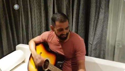 Deepak Chahar sings Mohd Rafi’s famous song after... Deepak Chahar sings Mohd Rafi’s famous song after...- India TV Hindi