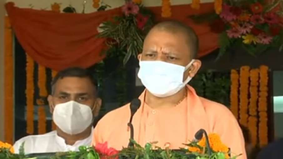 उत्तर प्रदेश के मुख्यमंत्री योगी आदित्यनाथ ने गुरुवार को भाजपा कार्यकर्ताओं से राज्य में आगामी विधान उत्तर प्रदेश के मुख्यमंत्री योगी आदित्यनाथ ने गुरुवार को भाजपा कार्यकर्ताओं से राज्य में आगामी विधान- India TV Hindi