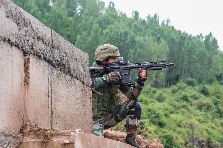 LeT module busted in J&K; 1 local terrorist, 4 associates arrested LeT module busted in J&K; 1 local terrorist, 4 associates arrested- India TV Hindi