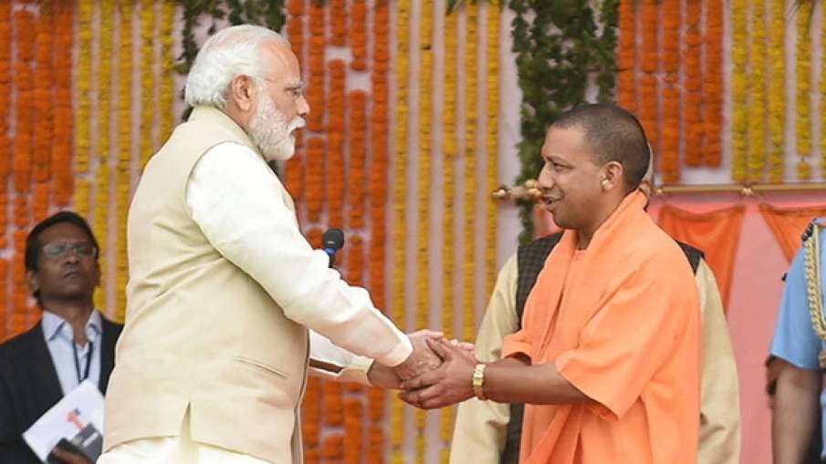 Yogi Adityanath, Narendra Modi, Zila Panchayat Polls, Yogi Adityanath Zila Panchayat Polls Yogi Adityanath, Narendra Modi, Zila Panchayat Polls, Yogi Adityanath Zila Panchayat Polls- India TV Hindi