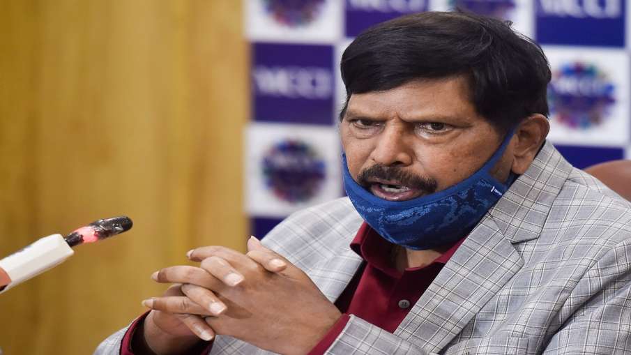 रिपब्लिकन पार्टी ऑफ़ इंडिया (ए) के अध्यक्ष और केंद्रीय मंत्री रामदास आठवले रिपब्लिकन पार्टी ऑफ़ इंडिया (ए) के अध्यक्ष और केंद्रीय मंत्री रामदास आठवले- India TV Hindi