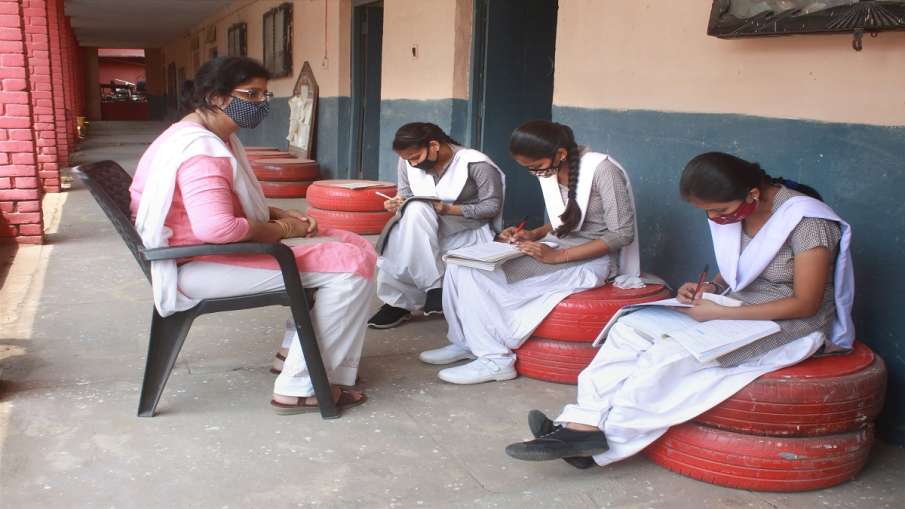 CBSE Board Exams Private students planning protest against CBSE decision to hold exams CBSE Board Ex CBSE Board Exams Private students planning protest against CBSE decision to hold exams CBSE Board Ex- India TV Hindi