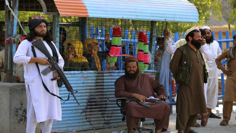 firing on pakistani army post from afghanistan two soldiers killed अफगानिस्तान की जमीन से पाकिस्तान - India TV Hindi