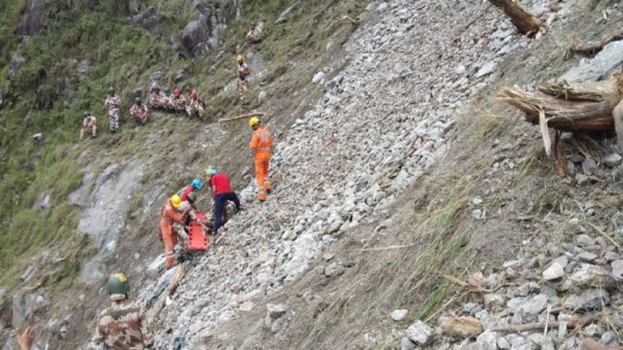 Himachal Pradesh: Wreckage of missing bus found in Kinnaur accident, death toll rises to 13, rescue operation underway - India TV