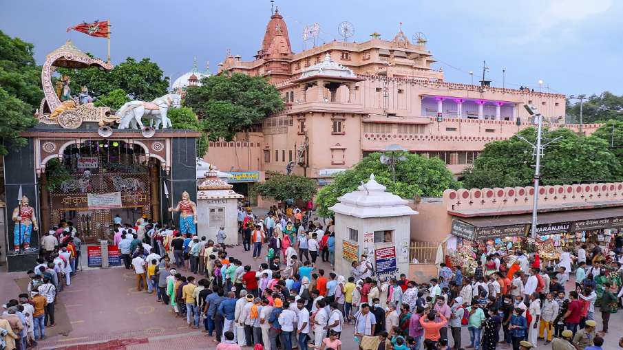 Janmashtami kab hai CM yogi to participate in mathura मथुरा में जन्माष्टमी के दिन कृष्णोत्सव में शाम Janmashtami kab hai CM yogi to participate in mathura मथुरा में जन्माष्टमी के दिन कृष्णोत्सव में शाम- India TV Hindi