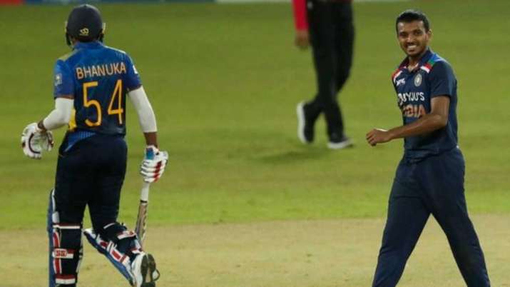 'Entire life was spinning in front of my eyes', said Sakariya on debut for India 'Entire life was spinning in front of my eyes', said Sakariya on debut for India- India TV Hindi