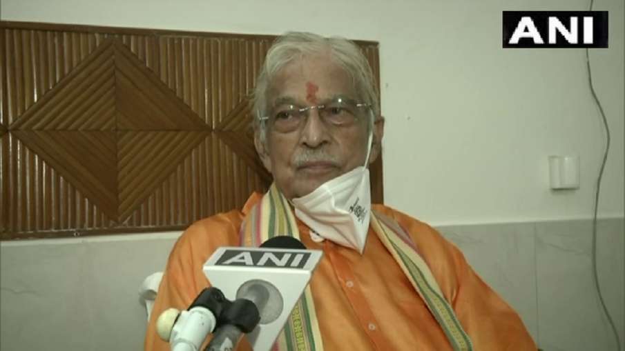 वरिष्ठ भाजपा नेता डॉ. मुरली मनोहर जोशी ने कल्याण सिंह के निधन पर शोक व्यक्त किया। वरिष्ठ भाजपा नेता डॉ. मुरली मनोहर जोशी ने कल्याण सिंह के निधन पर शोक व्यक्त किया।- India TV Hindi