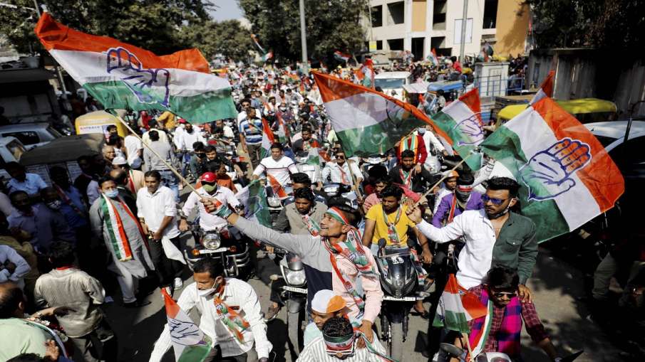 यूपी विधानसभा चुनाव: टिकट के लिए कांग्रेस ने मांगे आवेदन, भरनी होगी 11 हजार रुपये की फीस यूपी विधानसभा चुनाव: टिकट के लिए कांग्रेस ने मांगे आवेदन, भरनी होगी 11 हजार रुपये की फीस- India TV Hindi