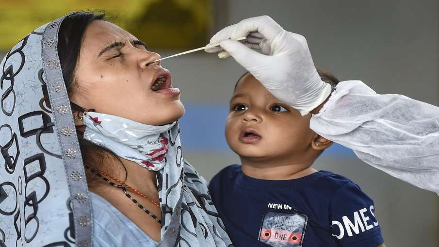 Coronavirus cases in india today active cases above 3 lakhs Covid: देशभर में मिले 28 हजार 326 नए मरी Coronavirus cases in india today active cases above 3 lakhs Covid: देशभर में मिले 28 हजार 326 नए मरी- India TV Hindi