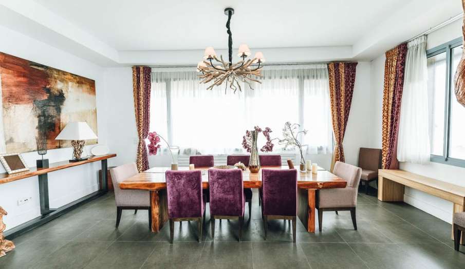 Vastu Tips: डाइनिंग रूम में कभी न कराएं ये रंग, जानिए कौन सा रंग माना जाता है बेस्ट Vastu Tips: डाइनिंग रूम में कभी न कराएं ये रंग, जानिए कौन सा रंग माना जाता है बेस्ट- India TV Hindi