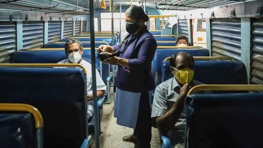 Kerala logs 15,876 fresh COVID cases, 129 deaths Kerala logs 15,876 fresh COVID cases, 129 deaths- India TV Hindi