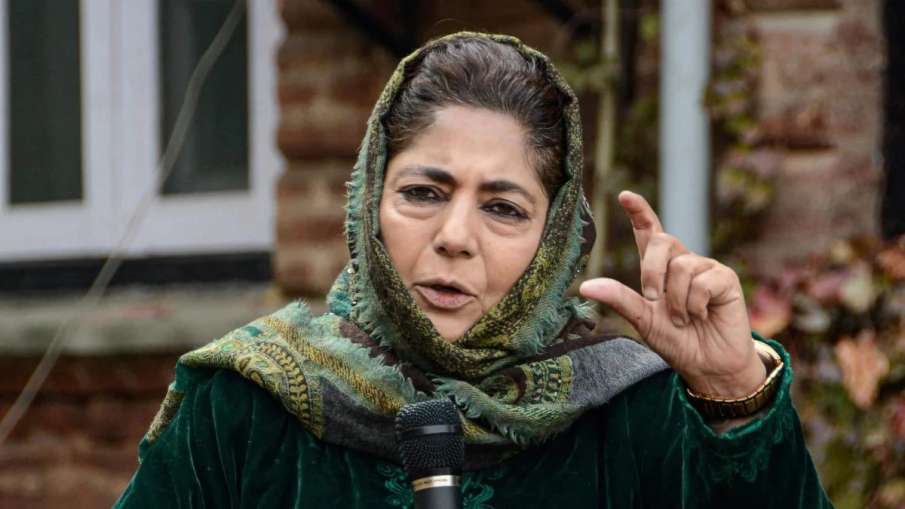 Time will come when Article 370, 35A will be reinstated, says Mehbooba Mufti Time will come when Article 370, 35A will be reinstated, says Mehbooba Mufti- India TV Hindi