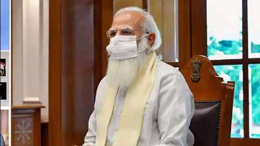 पीएम मोदी के जन्मदिन पर वाराणसी के भारत माता मंदिर में जलाए गए 71 हजार दीप पीएम मोदी के जन्मदिन पर वाराणसी के भारत माता मंदिर में जलाए गए 71 हजार दीप - India TV Hindi