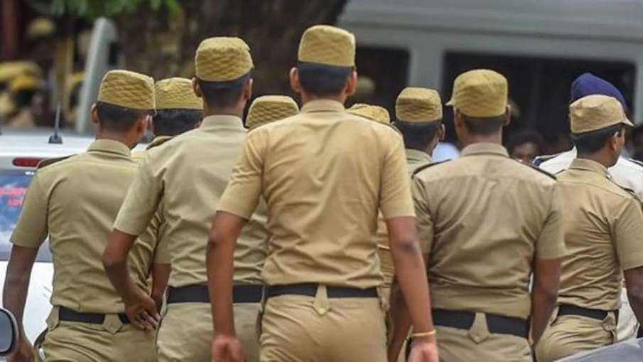 Four held in Odisha for leaking defence info to Pak agents Four held in Odisha for leaking defence info to Pak agents- India TV Hindi