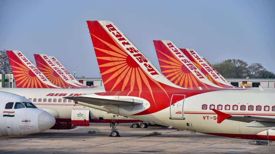 Air India flight ants in business class delays plane बिजनेस क्लास में चीटियां मिलने से एयर इंडिया की Air India flight ants in business class delays plane बिजनेस क्लास में चीटियां मिलने से एयर इंडिया की- India TV Hindi