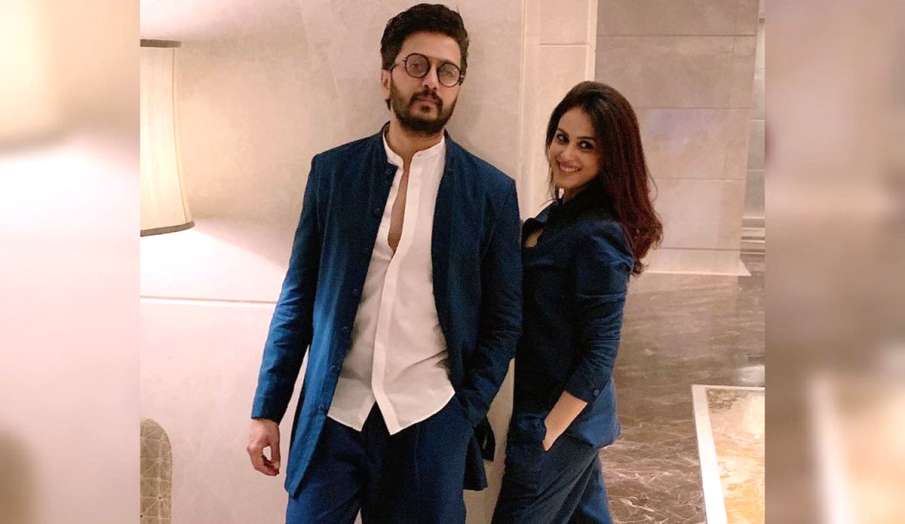 Bigg Boss OTT Finale Riteish Deshmukh and Genelia D'Souza may announce the winner of the show latest Bigg Boss OTT Finale Riteish Deshmukh and Genelia D'Souza may announce the winner of the show latest- India TV Hindi