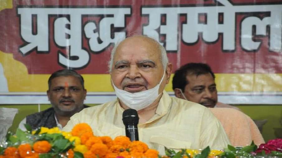Rakhi Sawant less clothes mahatama gandhi Haridhya narayan dixit statement यूपी विधानसभा अध्यक्ष बोल Rakhi Sawant less clothes mahatama gandhi Haridhya narayan dixit statement यूपी विधानसभा अध्यक्ष बोल- India TV Hindi