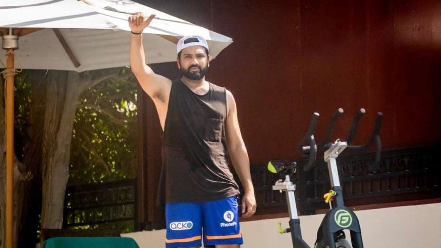 IPL 2021: Rohit Sharma kicks off training in quarantine... IPL 2021: Rohit Sharma kicks off training in quarantine...- India TV Hindi