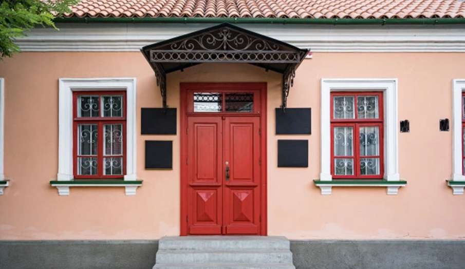 vastu tips for house main gate vastu tips for house main gate- India TV Hindi