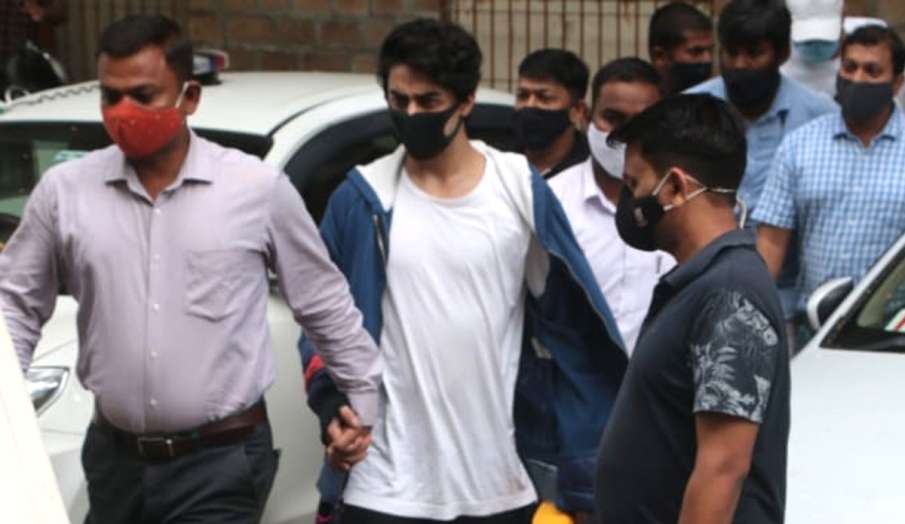 Mumbai cruise drugs case NCB unveils whatsapp chat codeword Football aryan khan bail case Mumbai cruise drugs case NCB unveils whatsapp chat codeword Football aryan khan bail case - India TV Hindi
