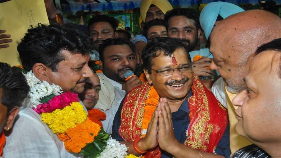 दिल्ली में छठ को लेकर गरमाई सियासत, अब पूजा की इजाजत के लिए केजरीवाल ने उप राज्यपाल को लिखी चिट्ठी दिल्ली में छठ को लेकर गरमाई सियासत, अब पूजा की इजाजत के लिए केजरीवाल ने उप राज्यपाल को लिखी चिट्ठी- India TV Hindi