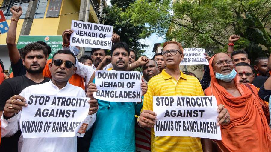 बांग्लादेश में हिंदुओं पर हमले की अमेरिका ने की निंदा, हिंदू संगठनों का प्रदर्शन बांग्लादेश में हिंदुओं पर हमले की अमेरिका ने की निंदा, हिंदू संगठनों का प्रदर्शन- India TV Hindi