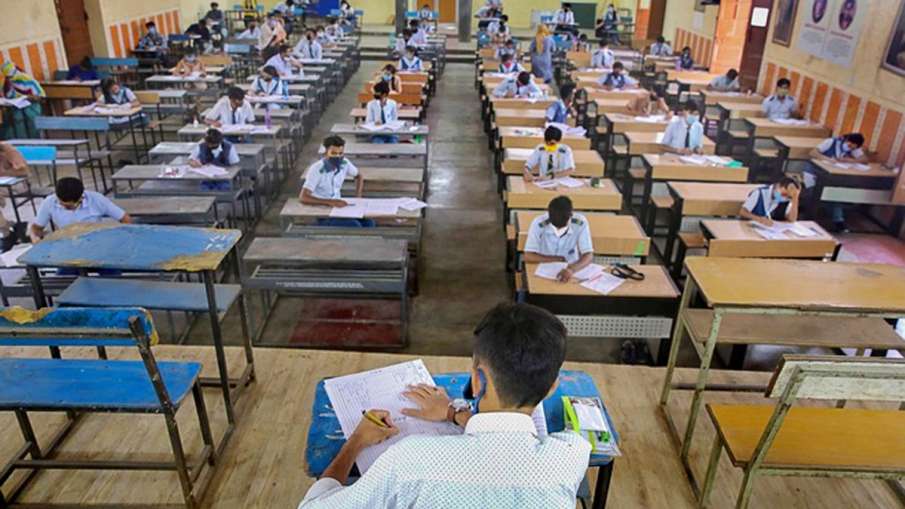 CISCE, CISCE postponed, CISCE class 10, CISCE class 12, CISCE ICSE, CISCE ISC, board examination CISCE, CISCE postponed, CISCE class 10, CISCE class 12, CISCE ICSE, CISCE ISC, board examination - India TV Hindi