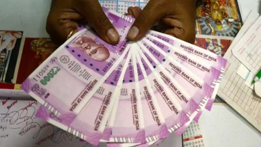 Central govt employees to get ad-hoc bonus for FY21, Details here Central govt employees to get ad-hoc bonus for FY21, Details here- India TV Paisa