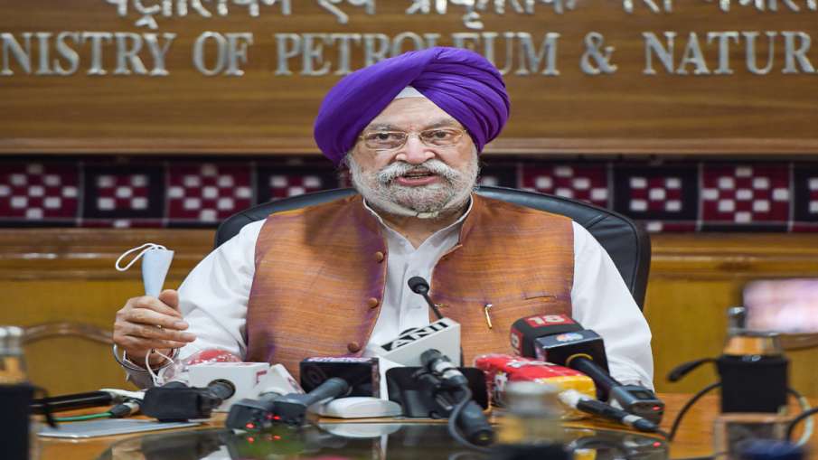 पेट्रोल, डीजल पर कर से वैक्सीन, मुफ्त भोजन, अन्य योजनाओं का वित्त पोषण: हरदीप सिंह पुरी पेट्रोल, डीजल पर कर से वैक्सीन, मुफ्त भोजन, अन्य योजनाओं का वित्त पोषण: हरदीप सिंह पुरी- India TV Paisa