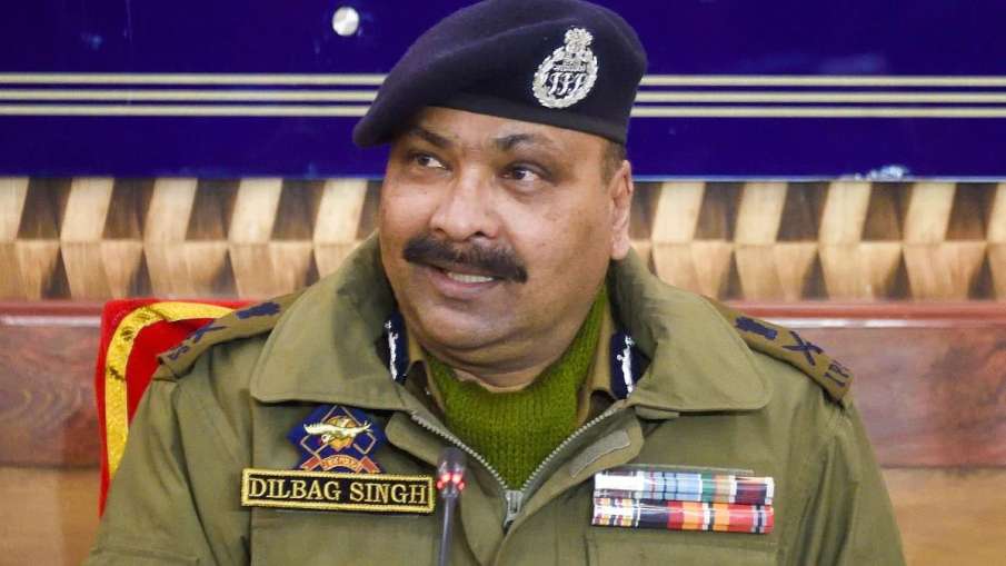 Killing unarmed civilians a conspiracy to damage age-old communal harmony in Kashmir: J&K DGP Dilbag- India TV Hindi