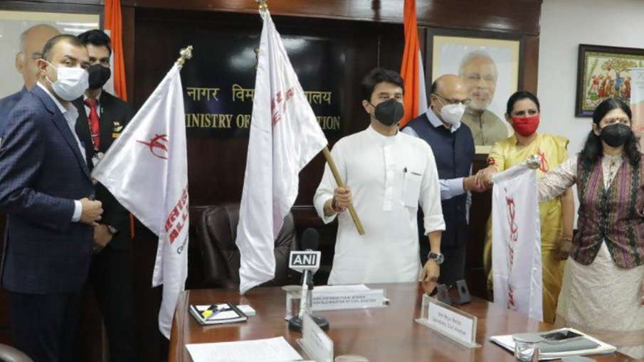 ज्योतिरादित्य सिंधिया ने महाराष्ट्र के कोंकण क्षेत्र में सिंधुदुर्ग हवाईअड्डे का उद्घाटन किया ज्योतिरादित्य सिंधिया ने महाराष्ट्र के कोंकण क्षेत्र में सिंधुदुर्ग हवाईअड्डे का उद्घाटन किया- India TV Paisa