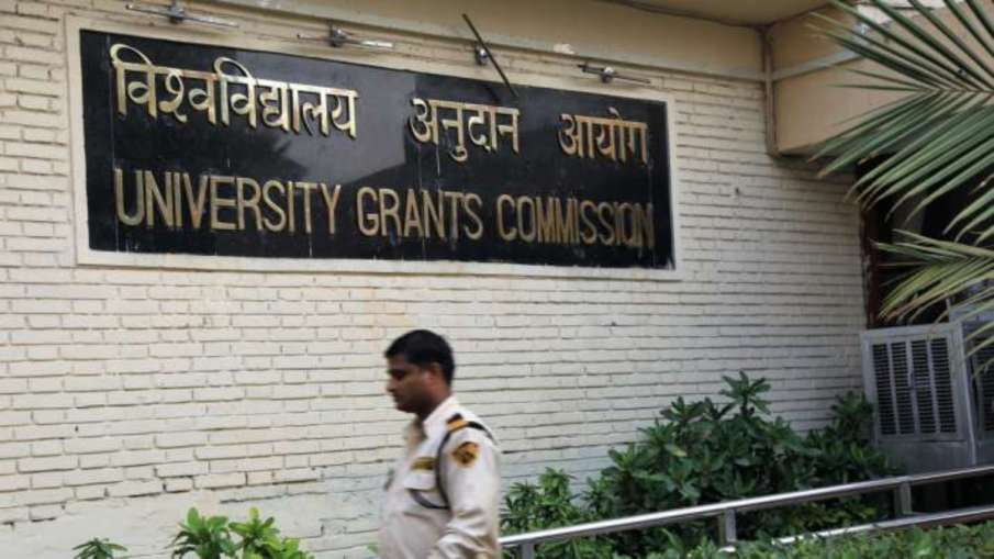 असिस्टेंट प्रोफेसर की नियुक्ति के लिए जुलाई 2023 तक PhD अनिवार्य नहीं, UGC का आदेश असिस्टेंट प्रोफेसर की नियुक्ति के लिए जुलाई 2023 तक PhD अनिवार्य नहीं, UGC का आदेश- India TV Hindi