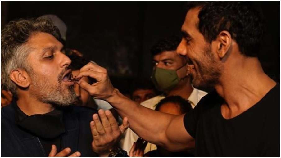 Mohit Suri and John Abraham Mohit Suri and John Abraham- India TV Hindi