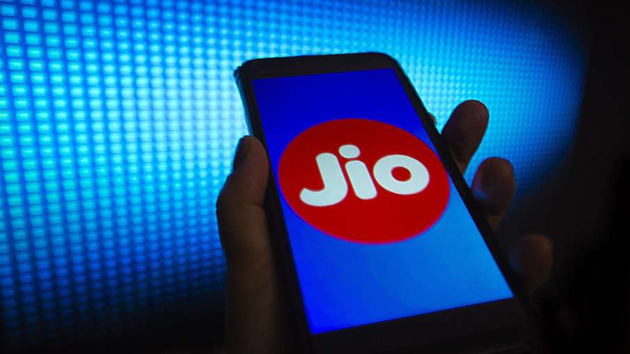 Reliance Jio gains 6.49 lakh mobile users in Aug Airtel adds 1.38 lakh Reliance Jio gains 6.49 lakh mobile users in Aug Airtel adds 1.38 lakh- India TV Paisa