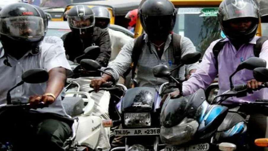 स्कूटर, मोटरसाइकिल, कार चलाने वालों के लिए बड़ी खबर, मंत्रालय ने किया बड़ा ऐलान- India TV Paisa