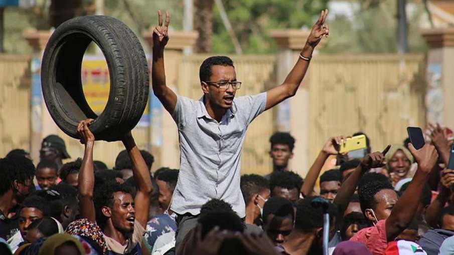 Pro-Democracy Protesters, Sudan Pro-Democracy Protesters, Sudan Coup Pro-Democracy Protesters, Sudan Pro-Democracy Protesters, Sudan Coup- India TV Hindi