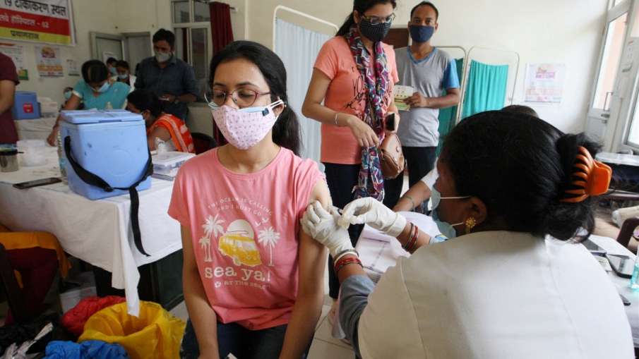 Covid-19 vaccination: India has administered over 117 crore total doses so far Covid-19 vaccination: India has administered over 117 crore total doses so far- India TV Hindi