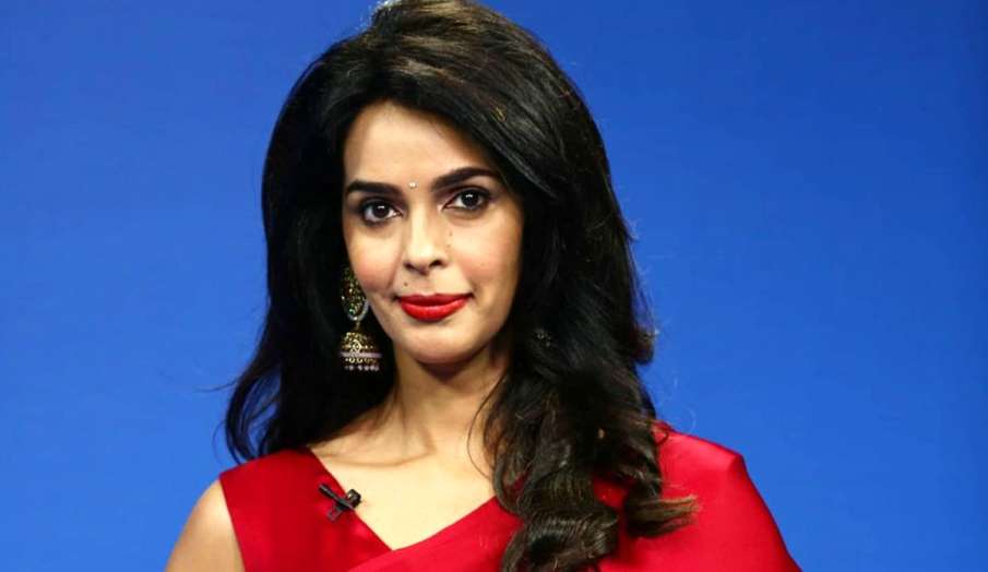 mallika sherawat nagmati tollywood debut news in hindi mallika sherawat nagmati tollywood debut news in hindi - India TV Hindi