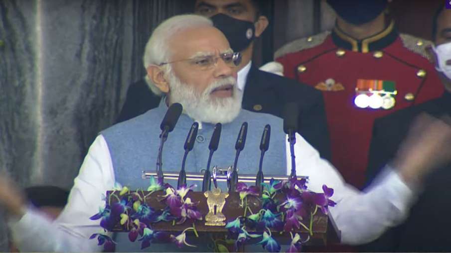 26 नवंबर को संविधान दिवस मनाने पर कई लोगों ने उठाया था सवाल: पीएम मोदी 26 नवंबर को संविधान दिवस मनाने पर कई लोगों ने उठाया था सवाल: पीएम मोदी - India TV Hindi