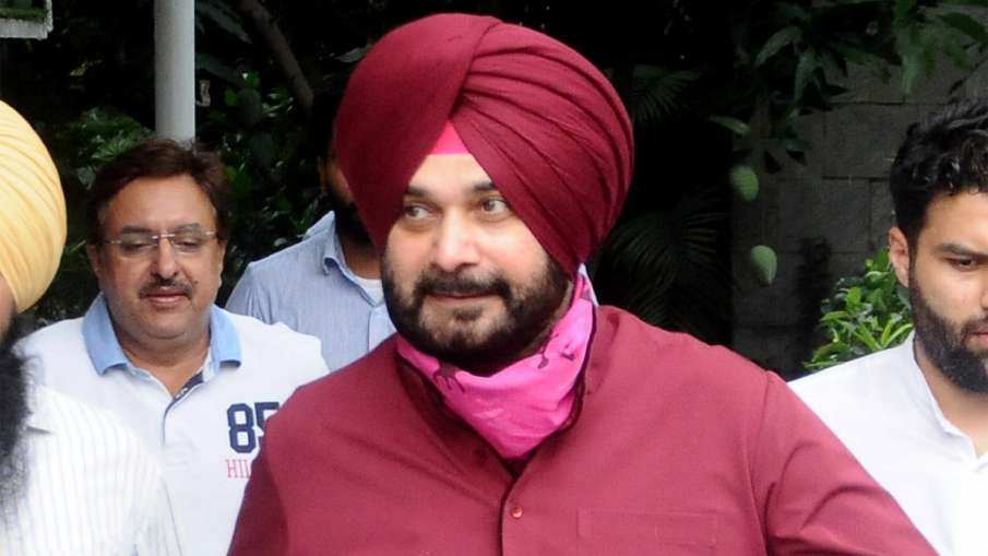 Navjot Singh Sidhu, Navjot Sidhu Arvind Kejriwal, Arvind Kejriwal lollipop Navjot Singh Sidhu, Navjot Sidhu Arvind Kejriwal, Arvind Kejriwal lollipop- India TV Hindi