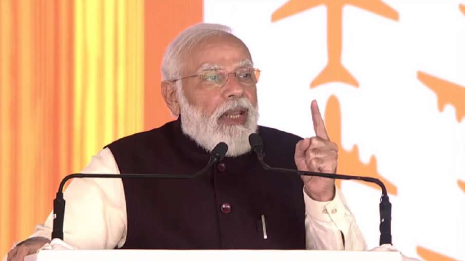 PM Narendra Modi Inaugurates Noida International Airport PM Narendra Modi Inaugurates Noida International Airport- India TV Hindi